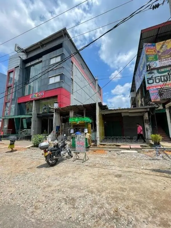 153P Land With Houses For Sale In Athurugiriya Town