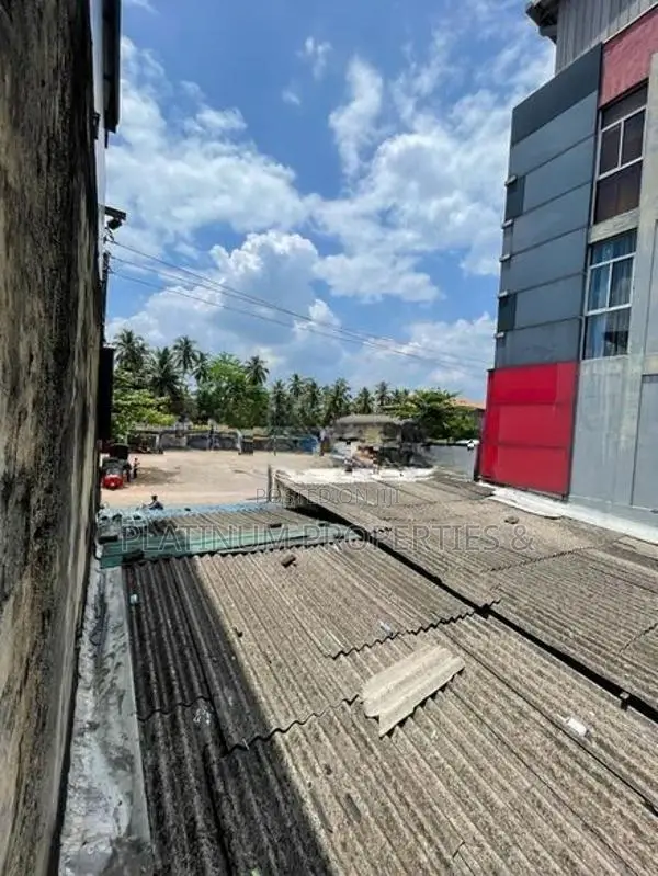 153P Land With Houses For Sale In Athurugiriya Town