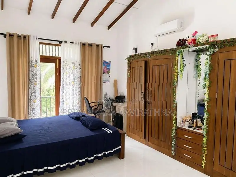 12 Perches - Mordern 2 Storied Luxury House in Liyanagoda