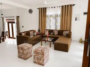 12 Perches - Mordern 2 Storied Luxury House in Liyanagoda