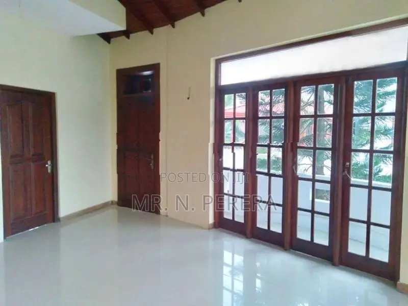 First Floor for Rent at Nugegoda - 𝐍𝐑𝐄 𝟕𝟑