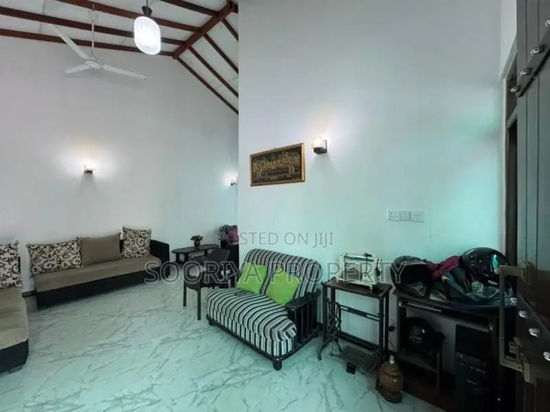 Luxury Single Story House for Sale in Piliyandala