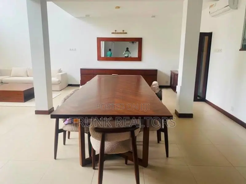 Horton Place 04BR House For Rent (NK11566)Colombo 07