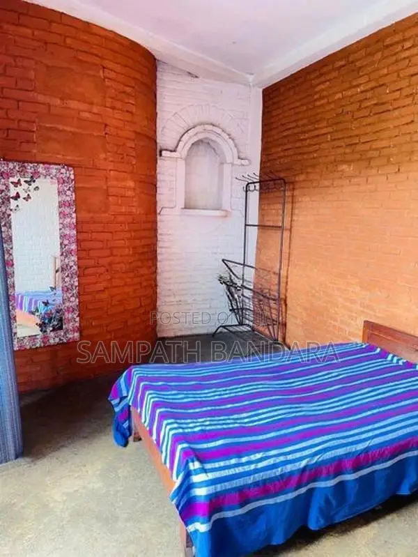 Annex for Rent in Thalawathugoda