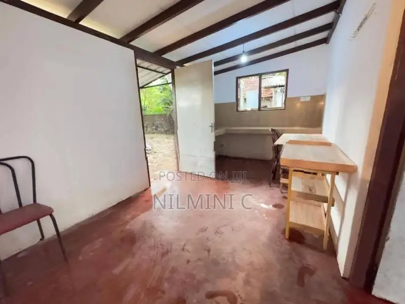 Boys Rooms for Rent අතුරුගි්‍රියෙ