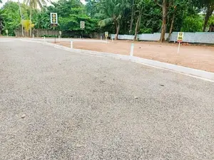 Facing to 457 panadura Hirana Road Commercial Land Plots
