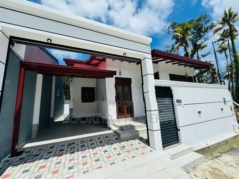Brand New Beautiful Luxury House for Sale in Piliyandala