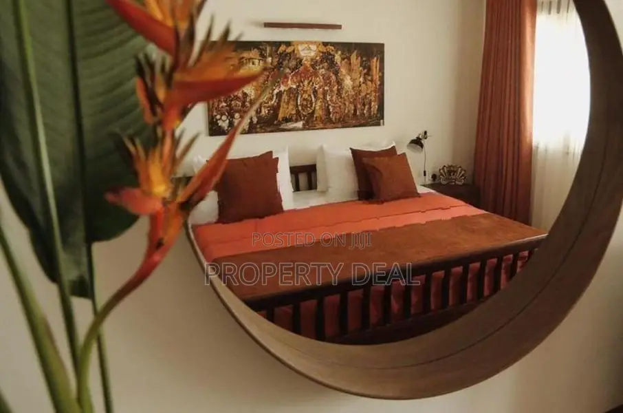 Luxury Furnished House for Sale in Colombo 5 - PDH50
