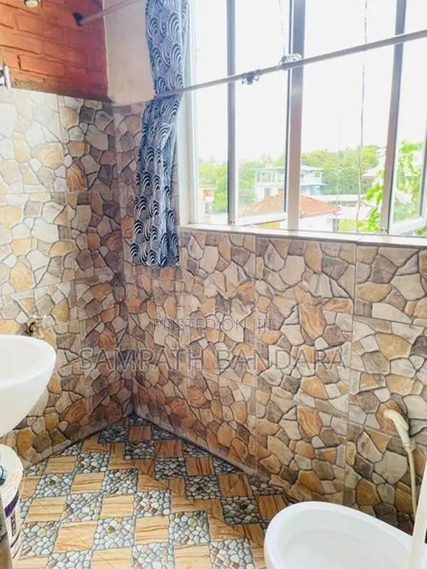 Annex for Rent in Thalawathugoda