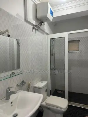 Stay Short-Term in a Colombo 05 Apartment. (CSMP10D)