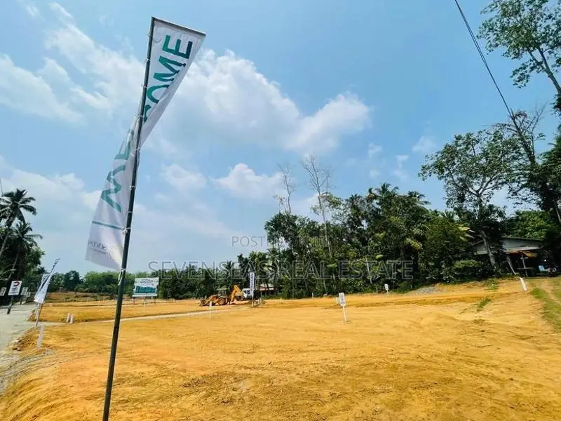 Residential Land Plots for Sale Near 315 Bus Route Padukka