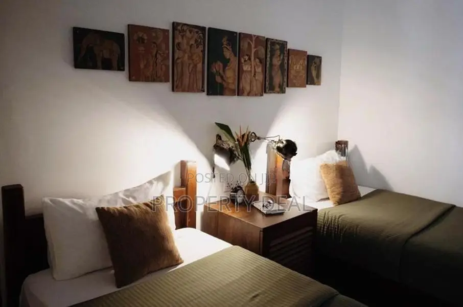 Luxury Furnished House for Sale in Colombo 5 - PDH50