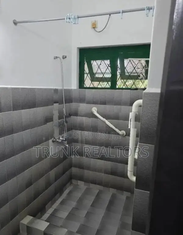 Colombo 05- 03 BR House For Rent (NK11556)