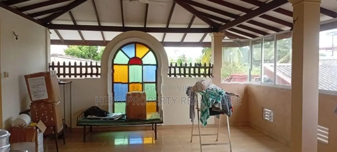 HCR068 - Modern House for Sale in Boralesgamuwa