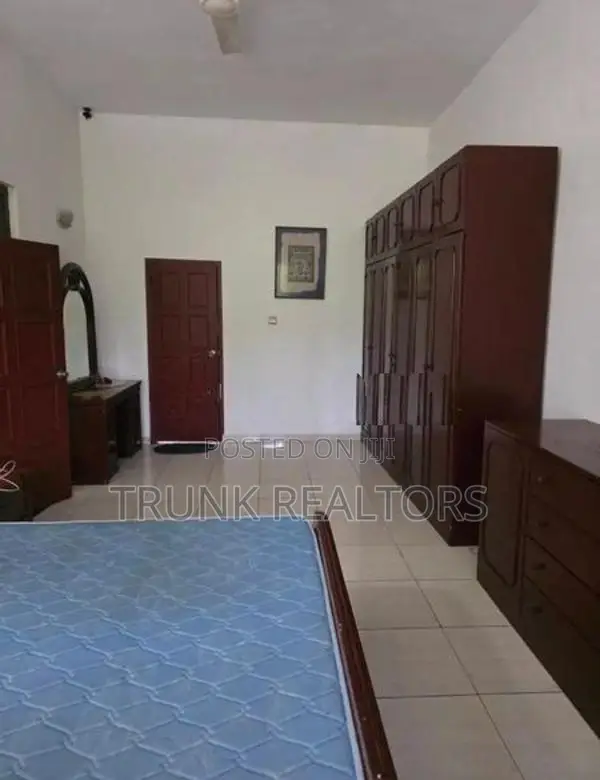 Colombo 05- 03 BR House For Rent (NK11556)