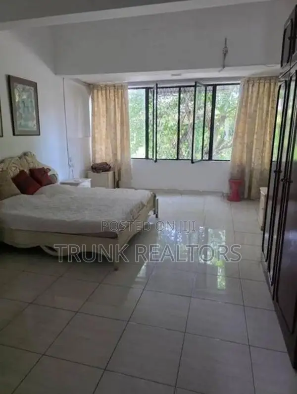 Colombo 05- 03 BR House For Rent (NK11556)