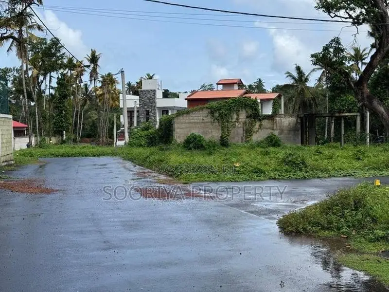 Commercial / Residential Land for Sale in Piliyandala