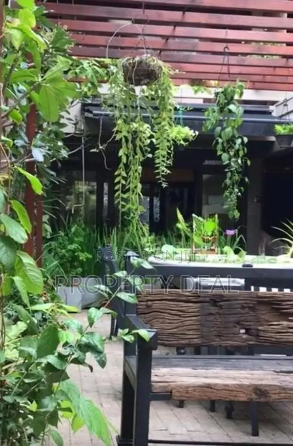 Luxury Furnished House for Sale in Colombo 5 - PDH50