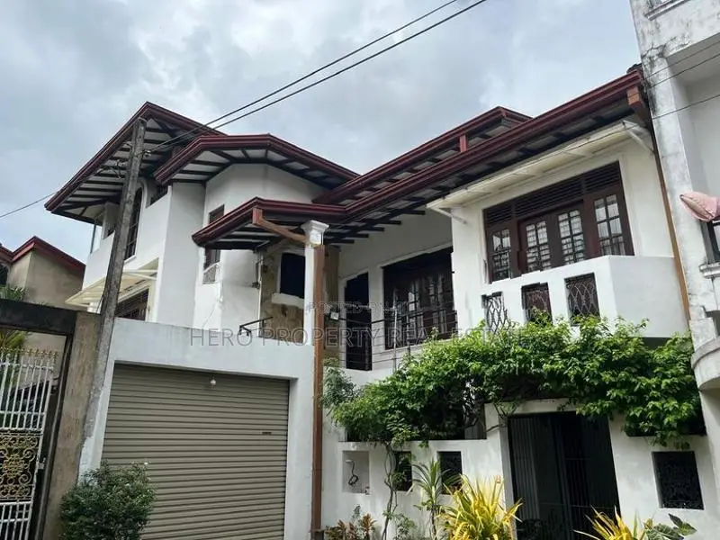 HCR068 - Modern House for Sale in Boralesgamuwa