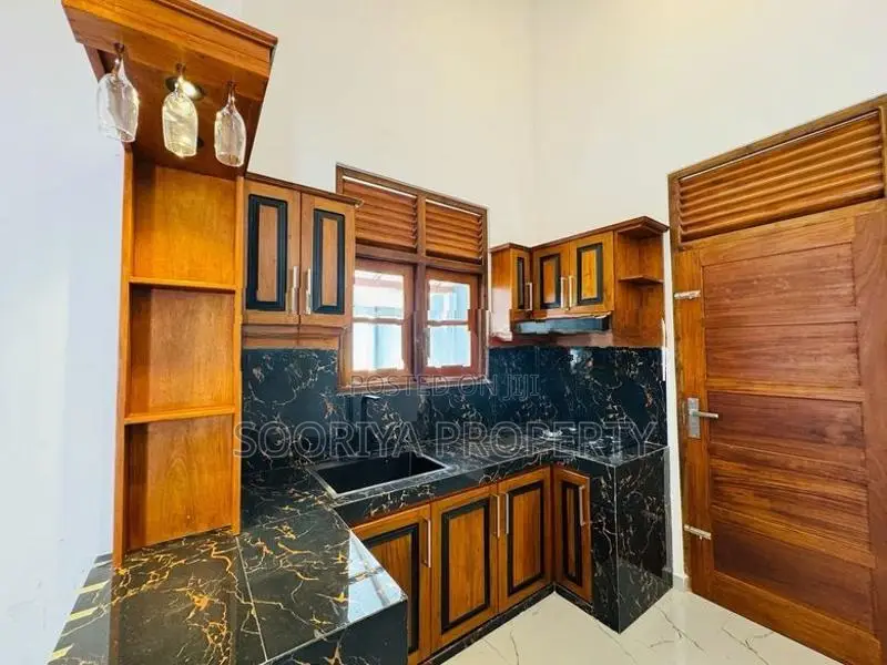 Brand New Beautiful Luxury House for Sale in Piliyandala