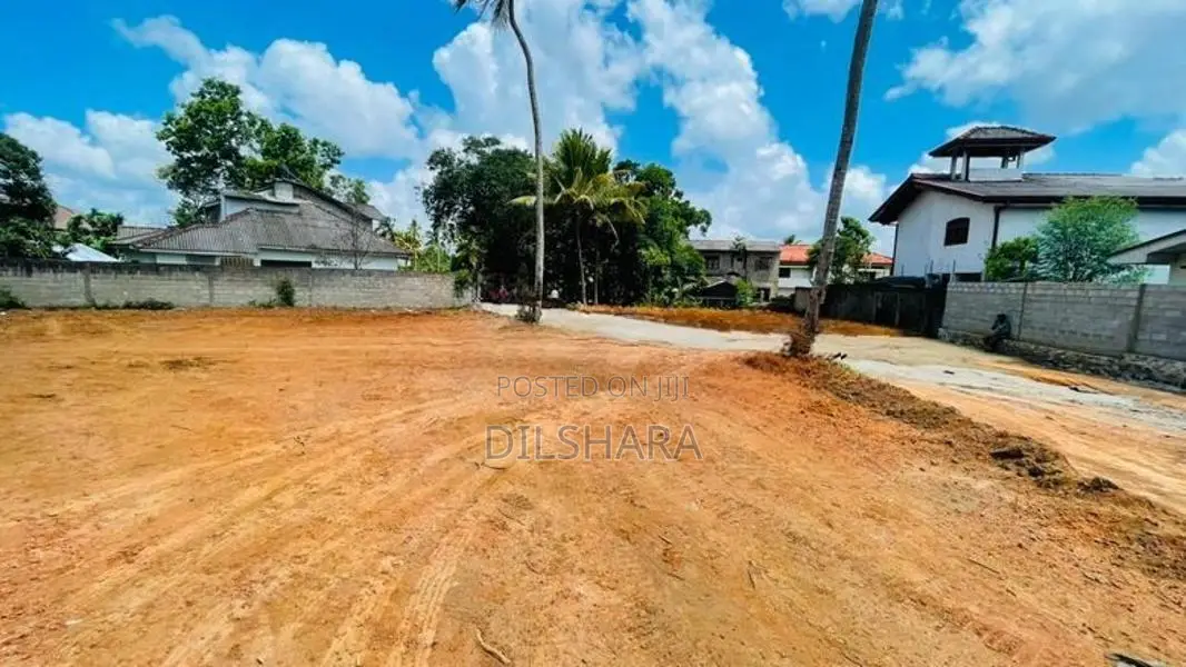 Gampaha Yakkala Land for Sale