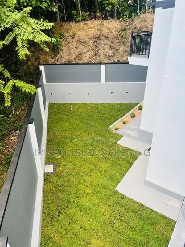 Brand New Luxury Two-Storey House for Sale – Galle, Navinna
