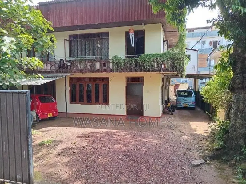 Prestigious House for Sale Nugegoda
