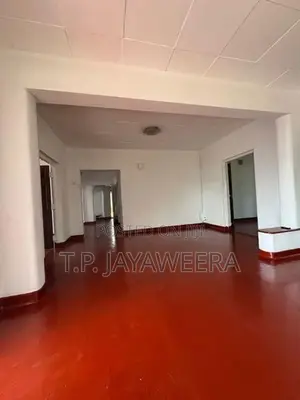 5 Bedroom House for Rent - Pannipitiya