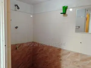 Room for Rent Makumbura