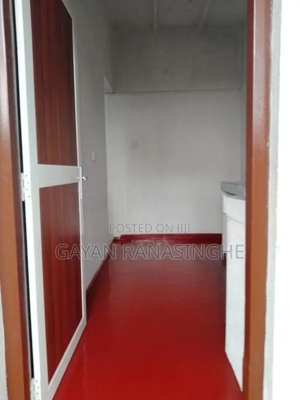 Room for Rent Makumbura