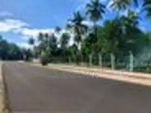 Land for Sale in Pannala – Divulapitiya Main Road Mb02