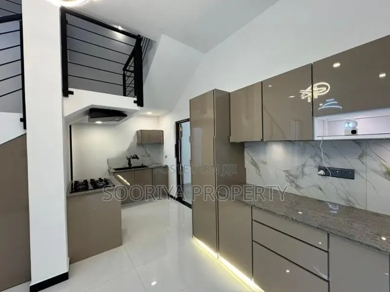 Kottawa Sikuradapola 2 Story Brand New House for Sale