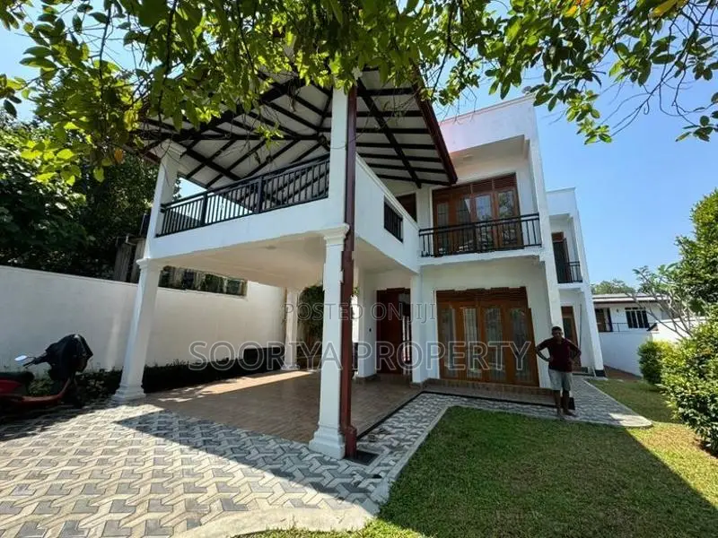 Architectural Designed House for Sale in Piliyandala