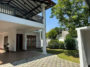 Architectural Designed House for Sale in Piliyandala