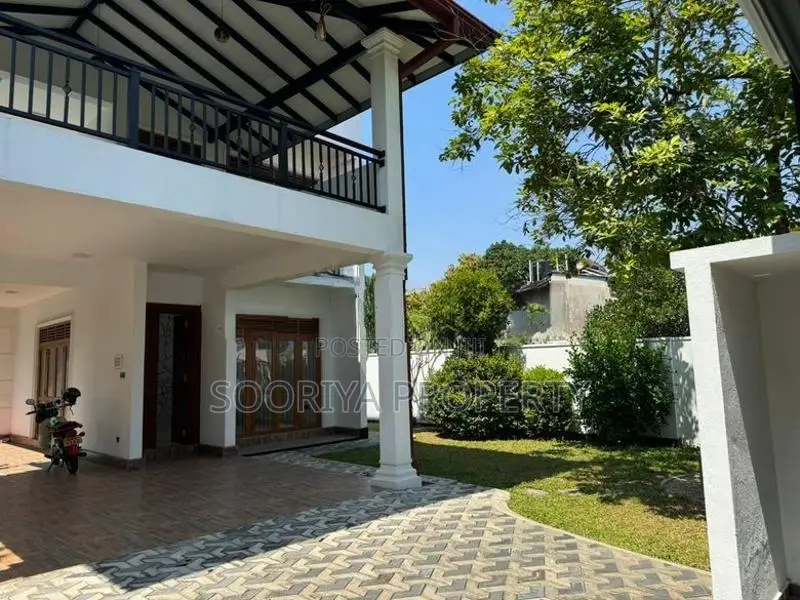 Architectural Designed House for Sale in Piliyandala