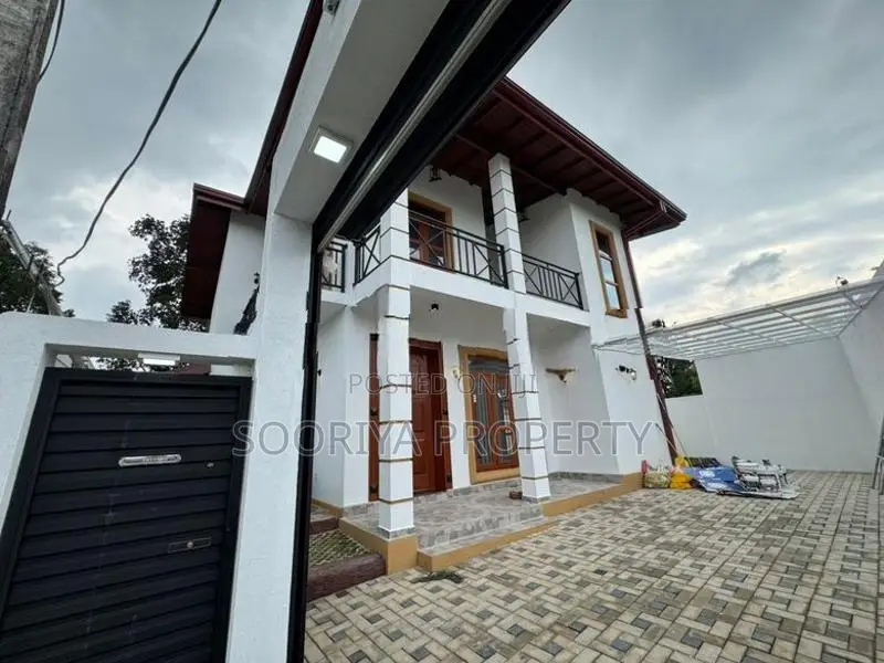 Spacious Brand New House for Sale in Piliyandala