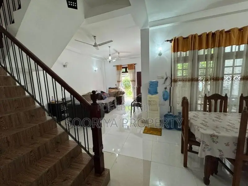 In Piliyandala Town Luxury House for Sale