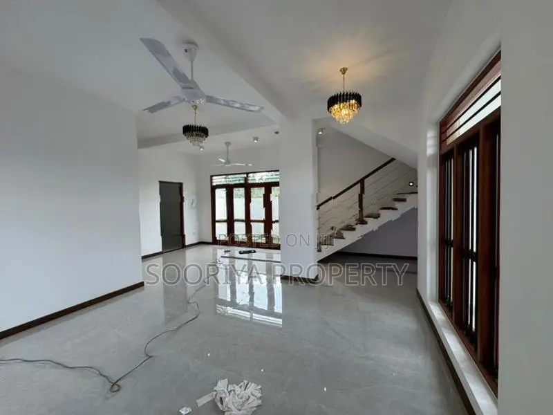 Spacious Brand New House for Sale in Piliyandala