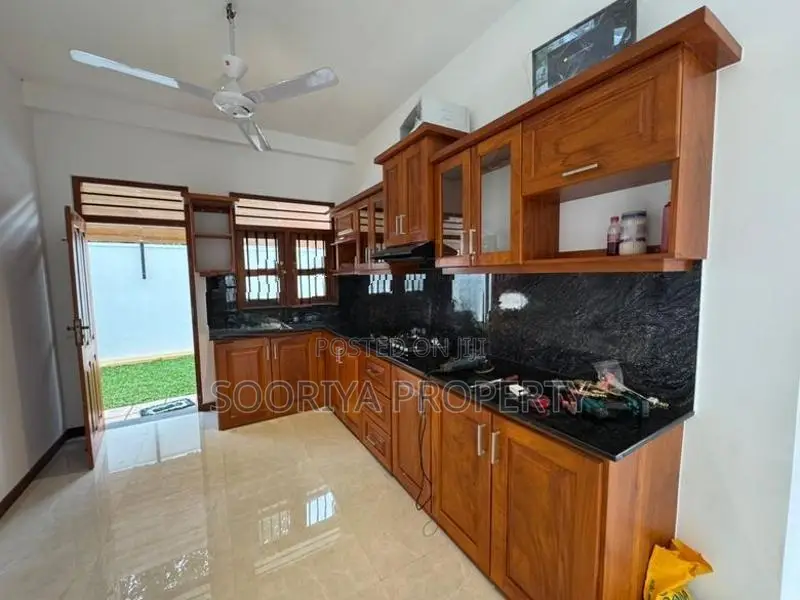 Spacious Brand New House for Sale in Piliyandala