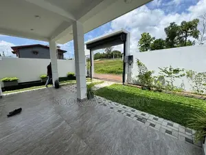 Super Luxury Brand New House for Sale in Bandaragama