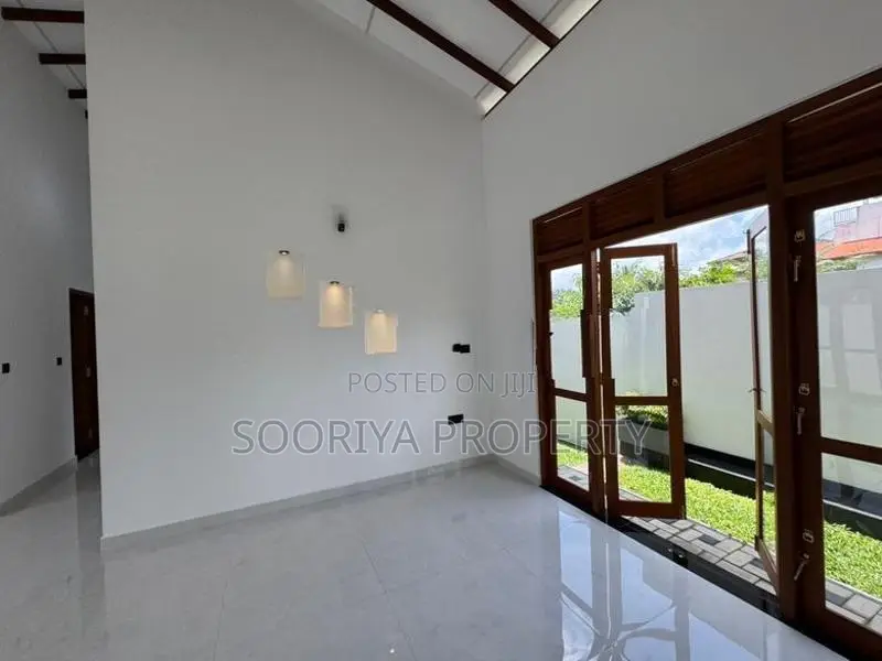Architectural Designed House for Sale in Piliyandala