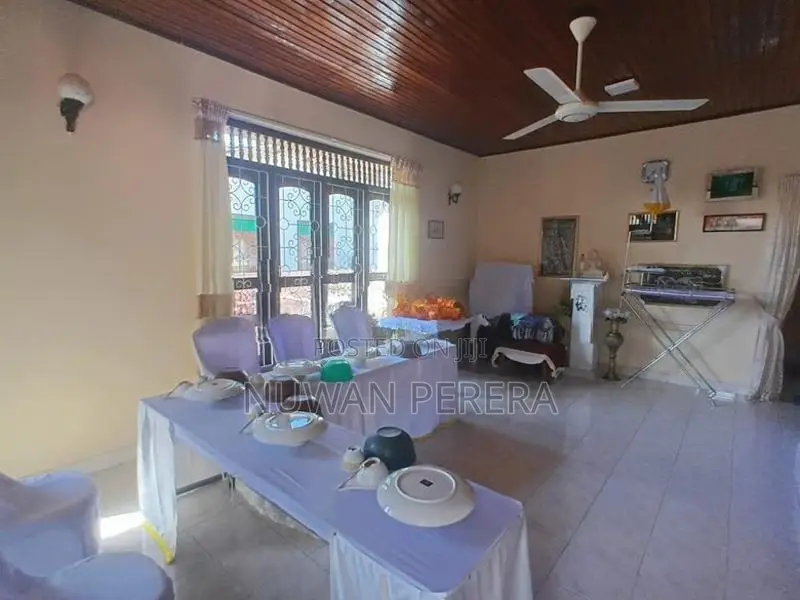 Piliyandala Kotagedara junction house for sale .