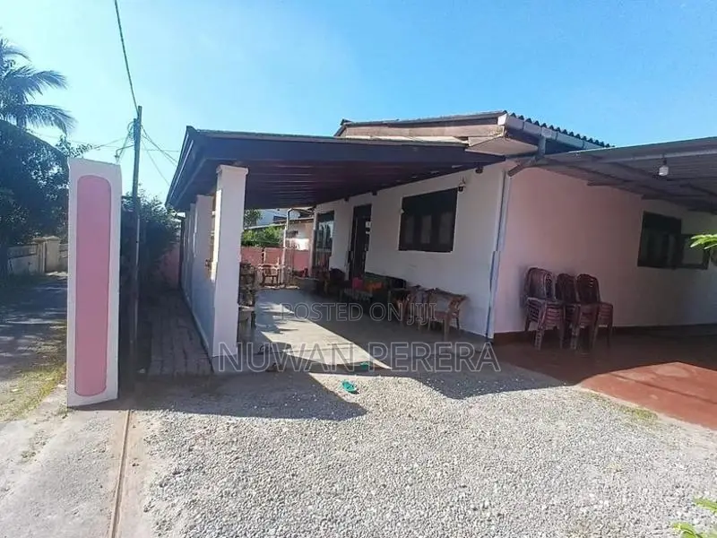 Piliyandala Kotagedara junction house for sale .
