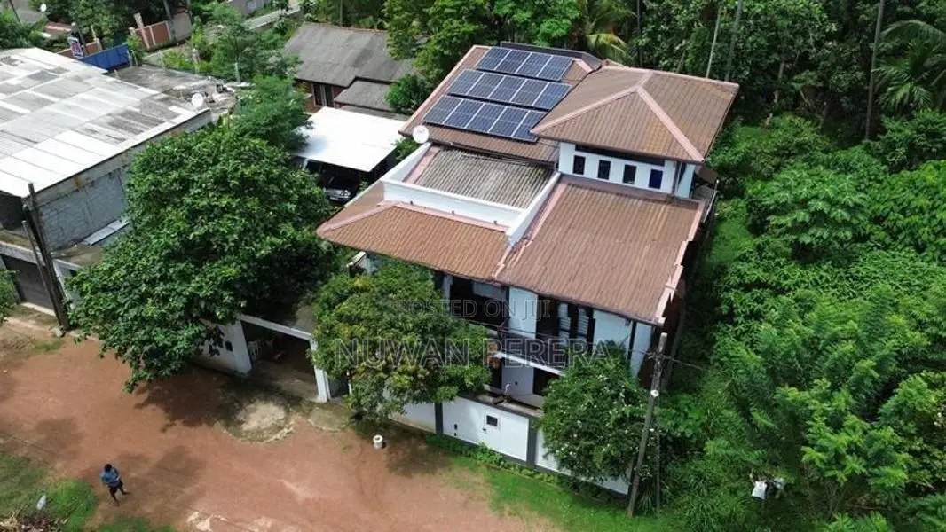 Piliyandala 20 perch luxury house for sale .