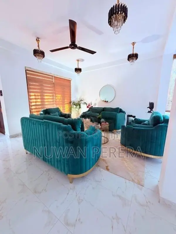 Piliyandala 20 perch luxury house for sale .