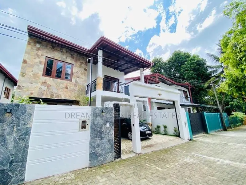 4 Bedroom House for Sale – Hokandara