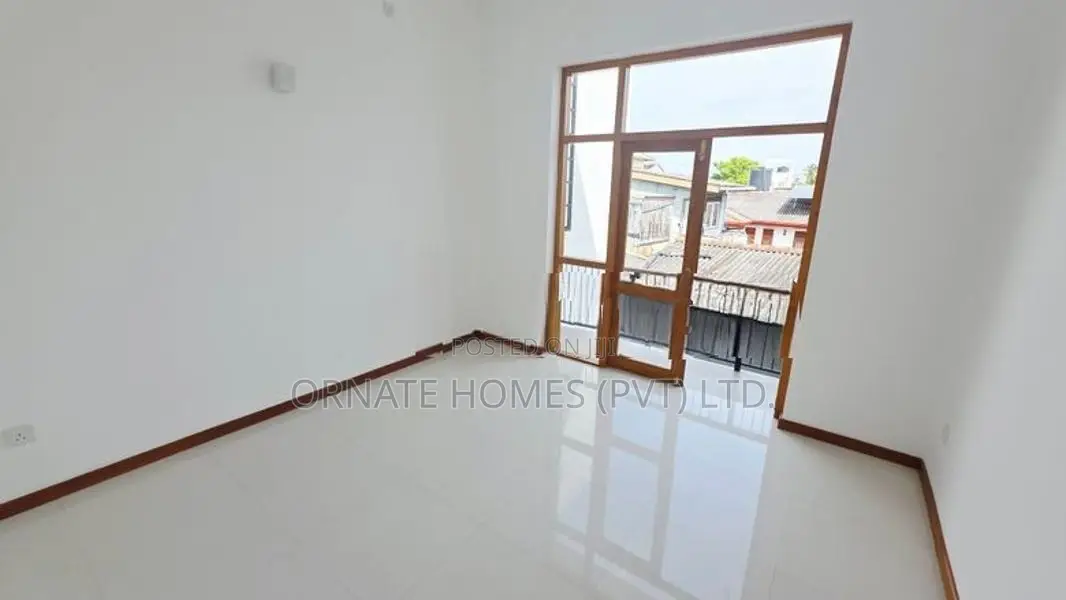 Brand New Luxury House For Sale - Nugegoda, Delkanda