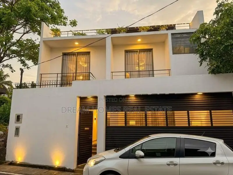 Modern 4 Bedroom House for Rent – Battaramulla