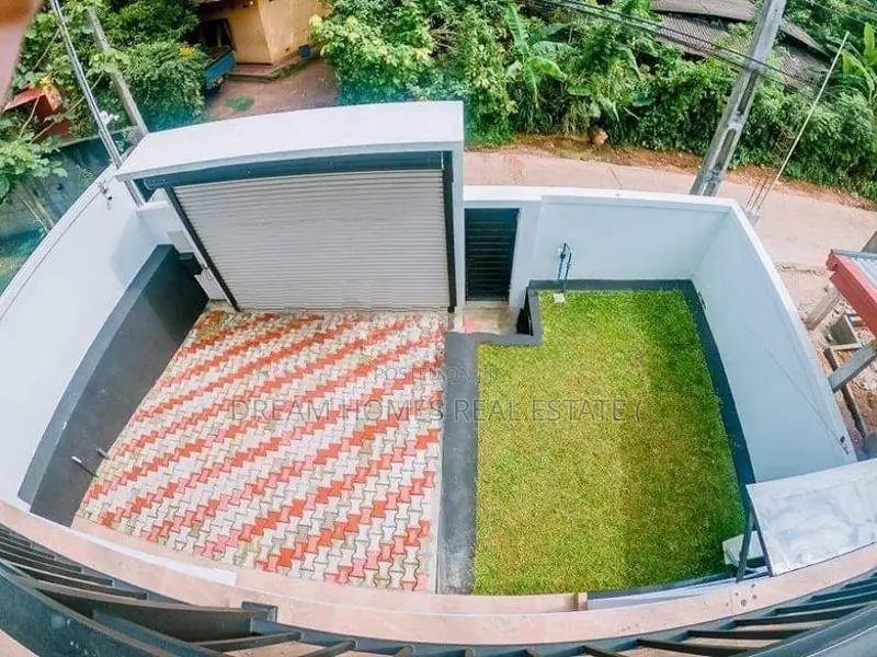 4BR Home with Rooftop for Sale – Malabe