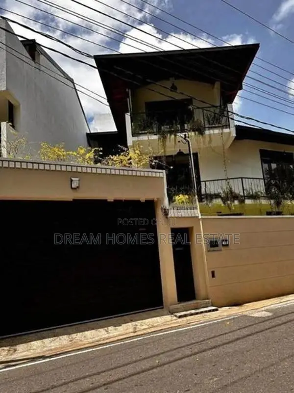 4 Bed 3 Story Luxury Family House for Rent-thalawathugoda